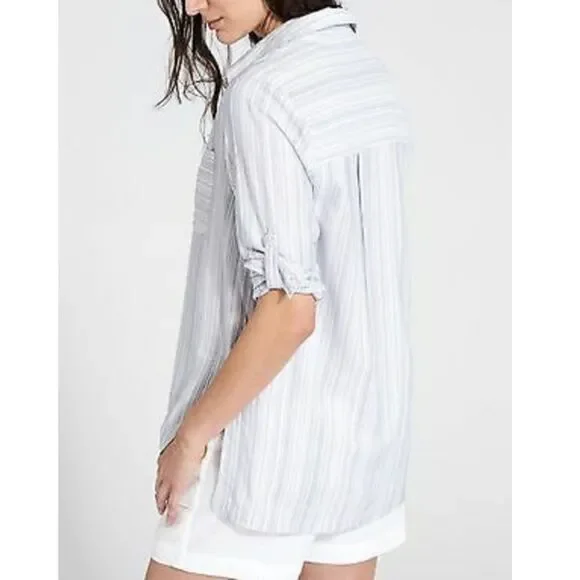 ATHLETA MICRO STRIPE PENINSULA BLUE WHITE TOP - Picture 2 of 8